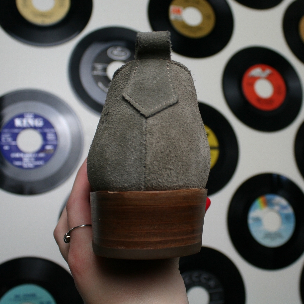 🤠 grey Frye bootie - Picture 3 of 10